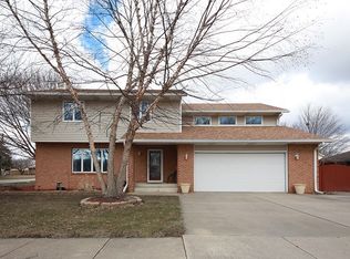 1020 Dupont Ave, Morris, IL 60450