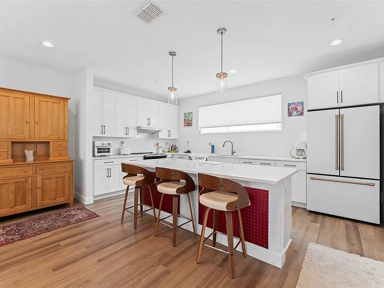 2621 1st Ave N #19 — Photo 5