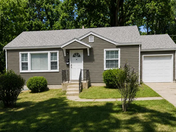 1057 Gabriel Dr, Saint Louis, MO 63137