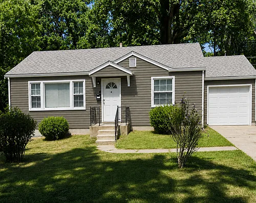 1057 Gabriel Dr Photo 1