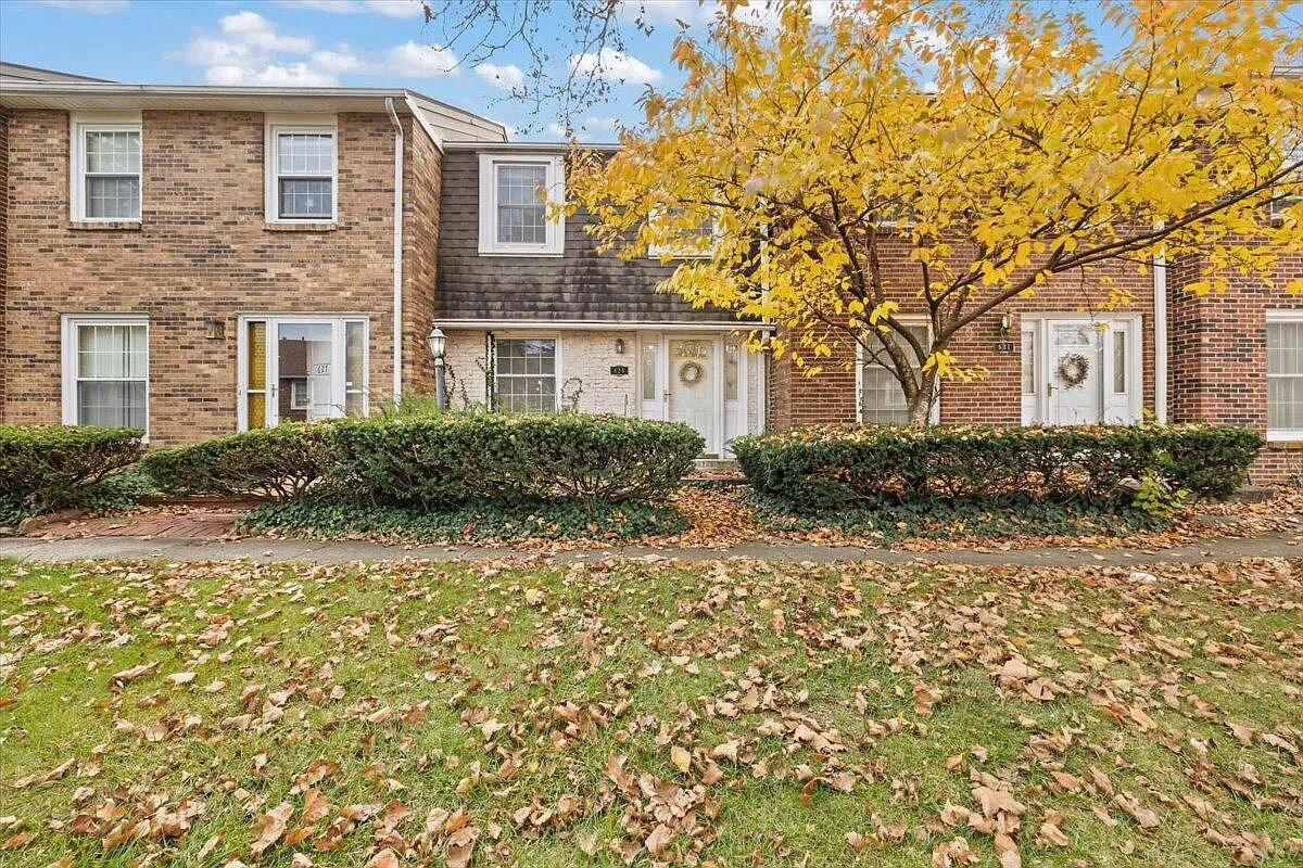 629 Dlyn St photo 1