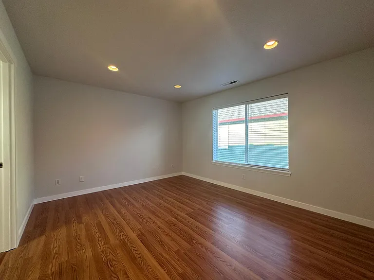 2839 NE Stapleton Rd — Photo 9