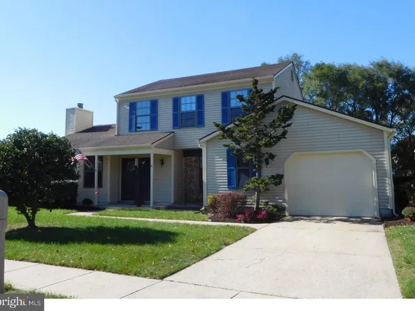 15 Shenandoah Dr, Voorhees, NJ 08043