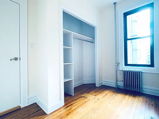 Rented by City Connections Realty | media 10