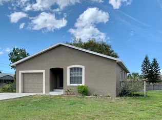 537 Florida Cir N, Apollo Beach, FL 33572