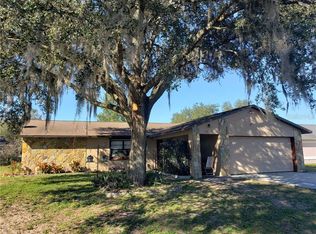 5345 Hill Dr, Zephyrhills, FL 33542