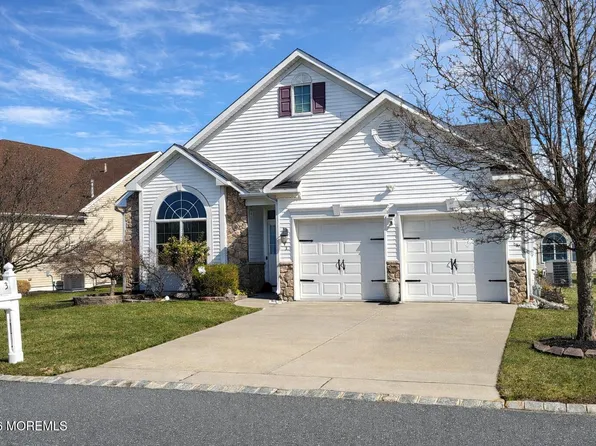 3 Eagleswood Drive, Waretown, NJ 08758