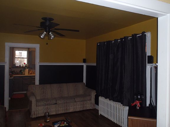 1st Floor Living/Dining Room