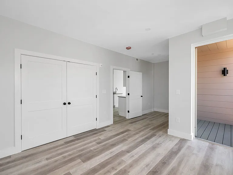 1 Lafayette Sq #401 — Photo 19