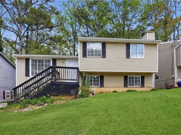 2080 Countydown Ln, Stone Mountain, GA 30088