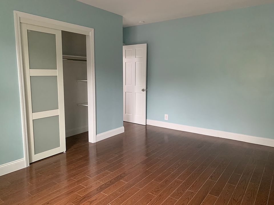 1st image of 7051 153rd St #2