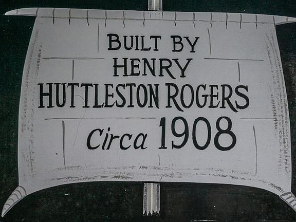 2nd image of 32 Huttleston Ave