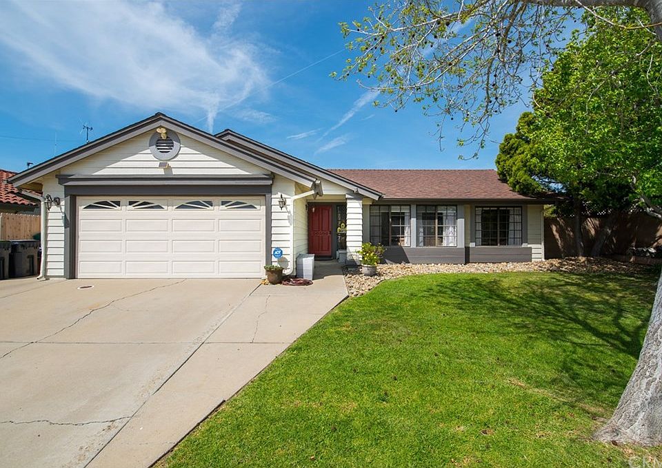 1st image of 1840 Sequoia Dr