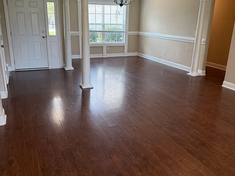655 Uniola Dr — Photo 15