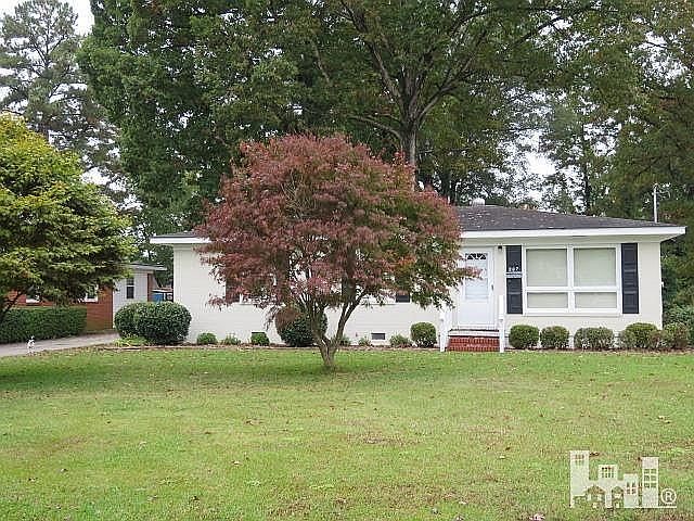 2nd image of 207 Underwood St