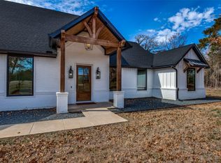 828 Bloomfield Rd, Valley View, TX 76272