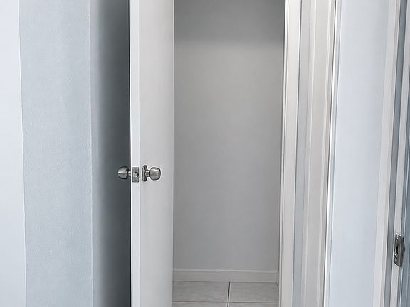 2nd image of 2300 SW 3rd Ave APT 3