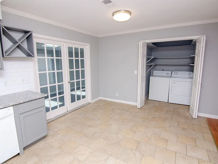 3105B Wellington Ave #B — Photo 8