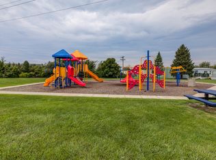 Camelot Villa, Macomb, MI 48044