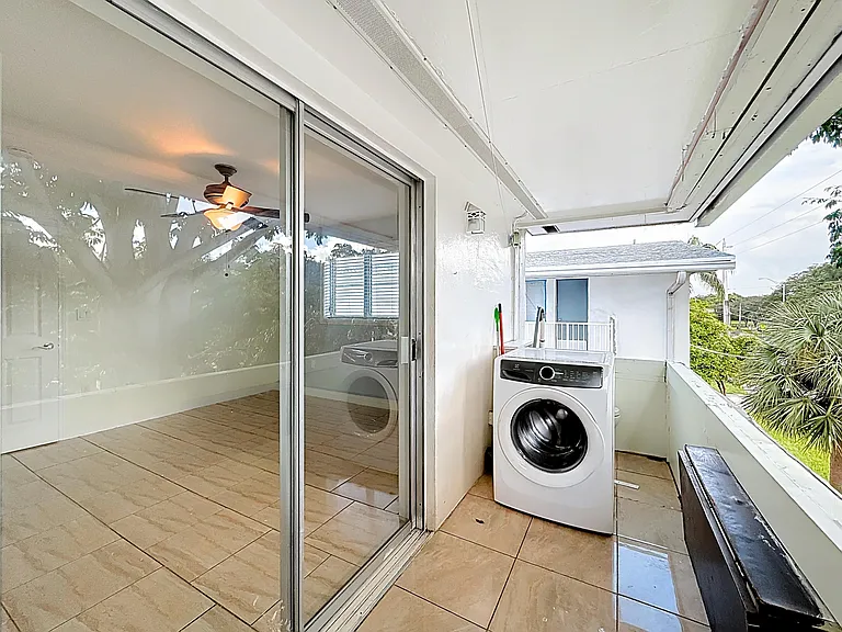 15610 NE 6th Ave #37B — Photo 17