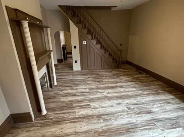 57 Van Braam St, Pittsburgh, PA 15219