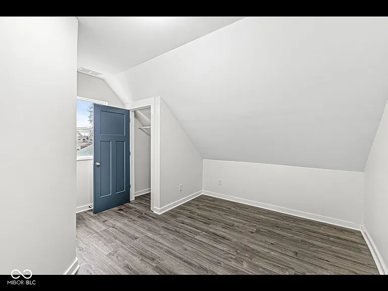 350 E Minnesota St — Photo 20