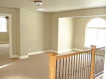 5th image of 194 E Belle Glenn Cir