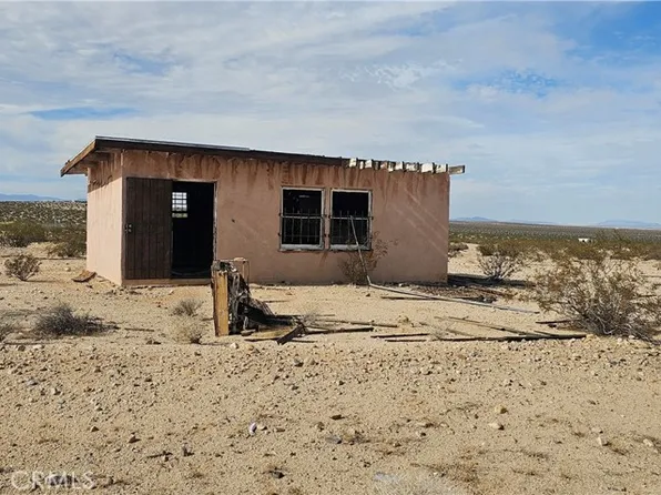 1234 Brant Cross Rd, Twentynine Palms, CA 92277