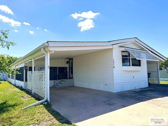 2nd image of 1516 Bamboo Cir