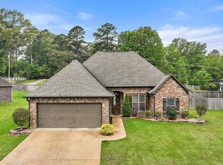 114 Choctaw Bnd, Clinton, MS 39056