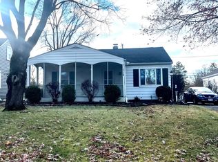 285 E Weisheimer Rd, Columbus, OH 43214