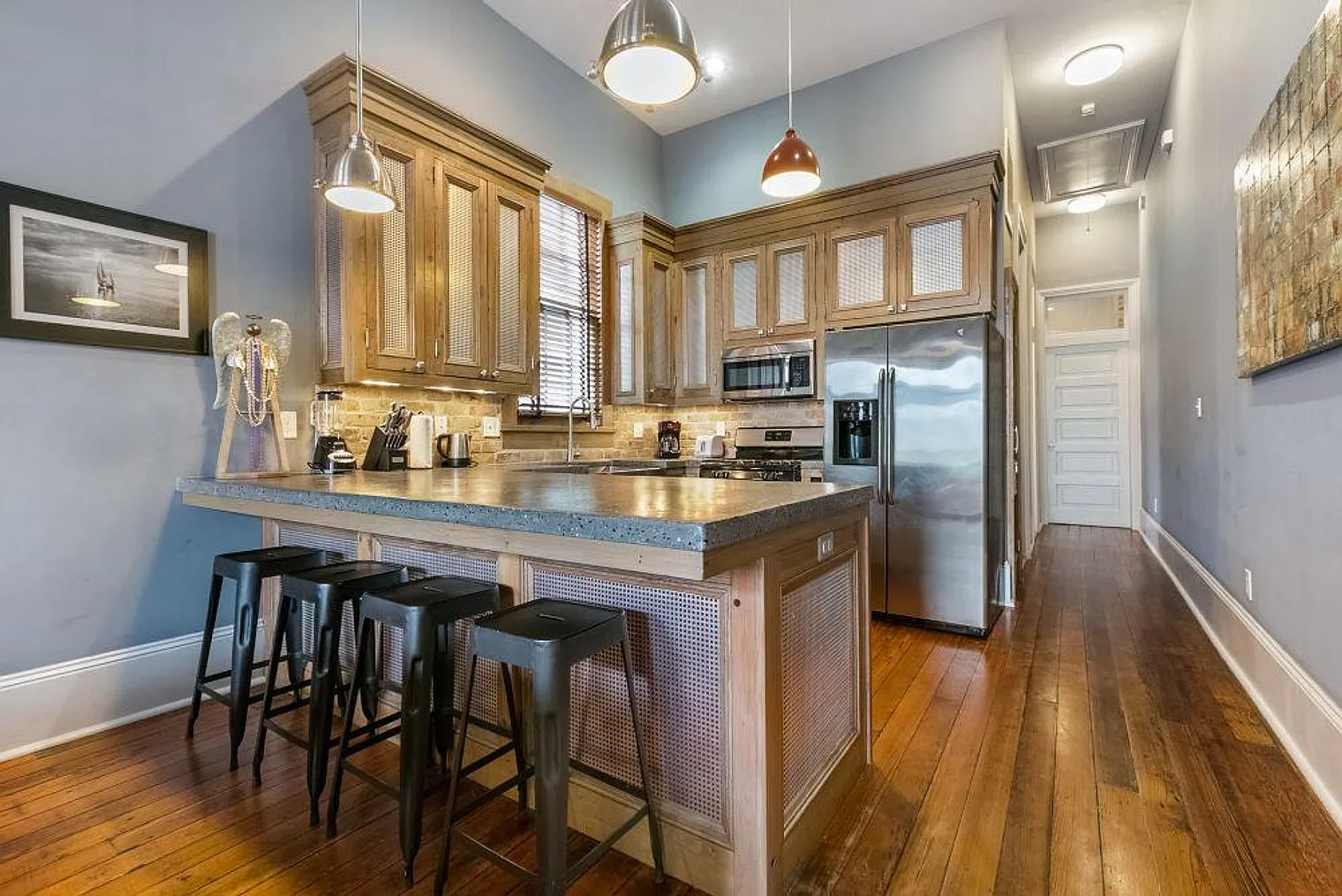 1 bed, 1.0 bath, 1291 sqft, $3,467 — Photo 4