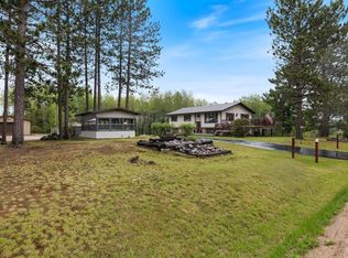 5609 River Rd, Buyck, MN 55771