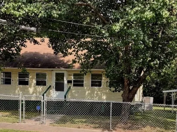 103 Palmetto St, Gaffney, SC 29340