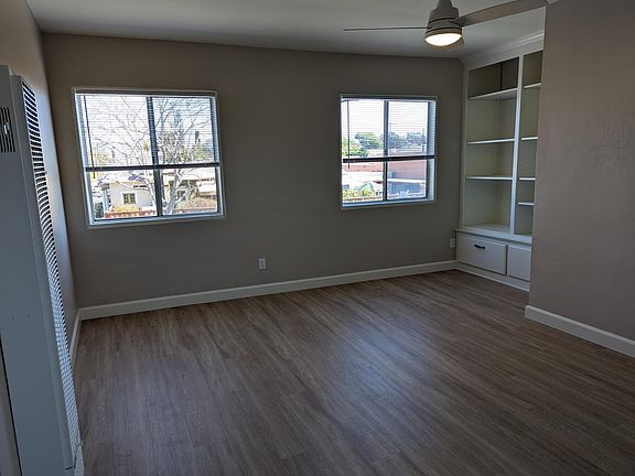 3rd image of 2348 1/2 30th St