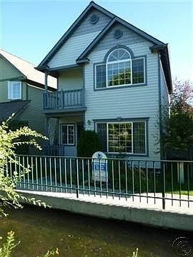 1st image of 1309 Bridgecourt Way