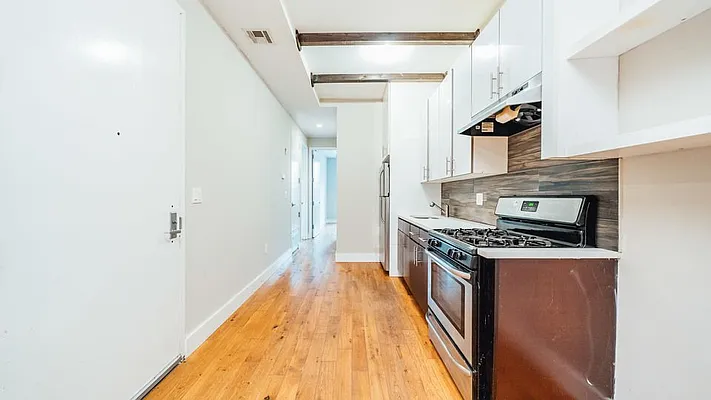 Rented by Nooklyn NYC LLC | media 20