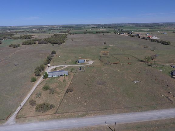 2nd image of 3499 N 2820th Rd