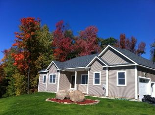 8 Peters Pl, Wallkill, NY 12589