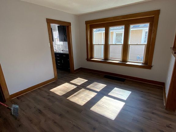 2nd image of 539 S 12th St