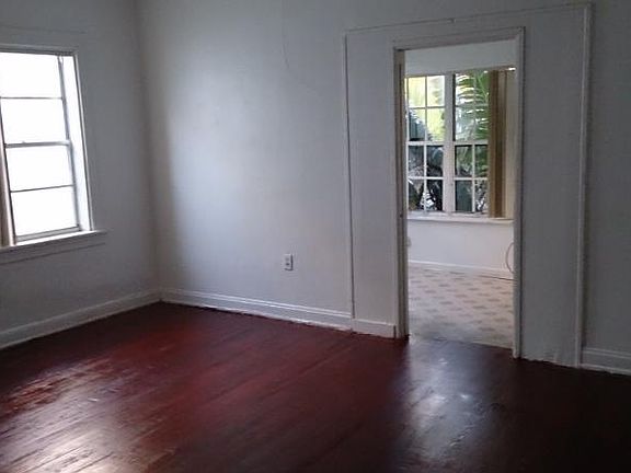 2nd image of 744 Jefferson Ave APT .3