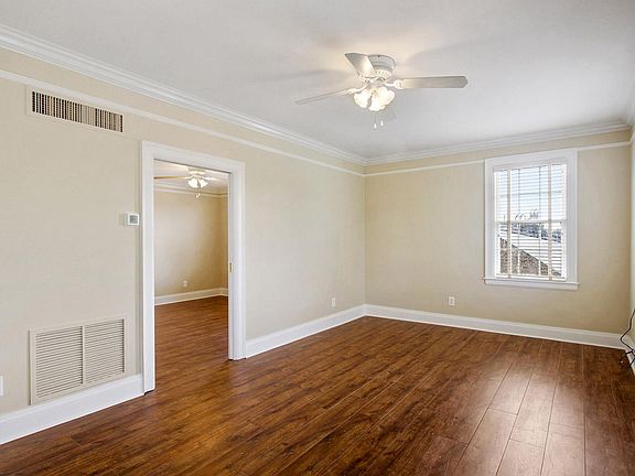 4th image of 419 E Broughton St APT 5