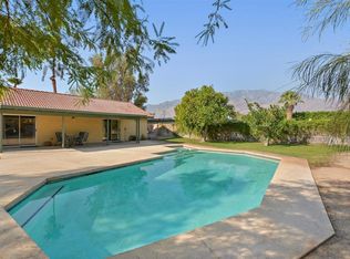 2860 E Vincentia Rd, Palm Springs, CA 92262