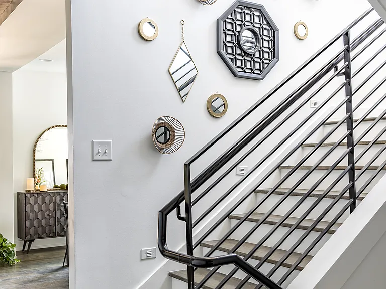 1015 Glenview Dr — Photo 31