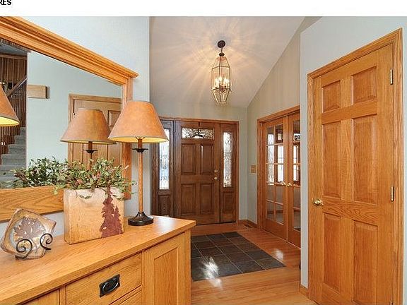 2nd image of 758 Pioneer Pl