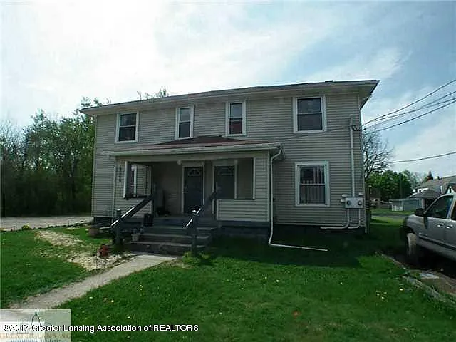 124 Halbert St photo 1
