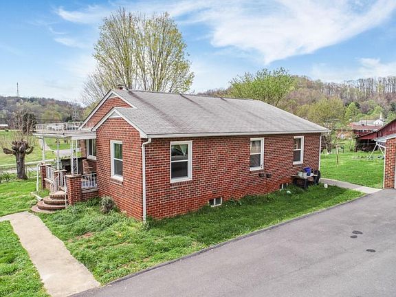 3rd image of 400 Independence Dr #404