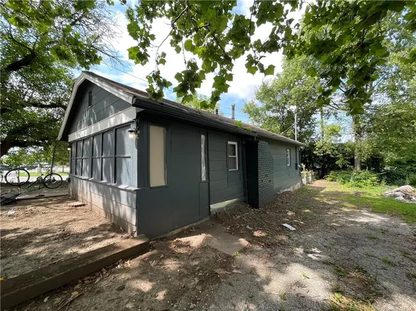 8422 Paseo Blvd, Kansas City, MO 64131