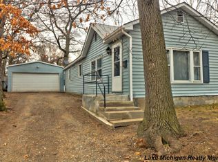 1515 Matilda St NE, Grand Rapids, MI 49503