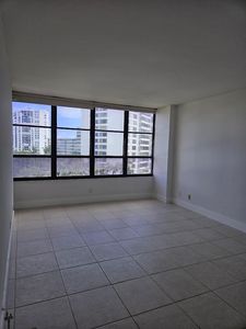 600 Three Islands Blvd APT 620, Hallandale, FL, 33009